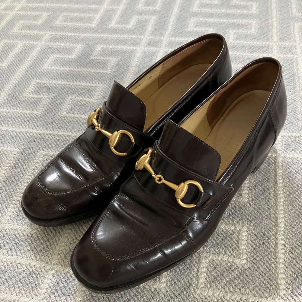 Vintage Gucci brown leather loafers with heel